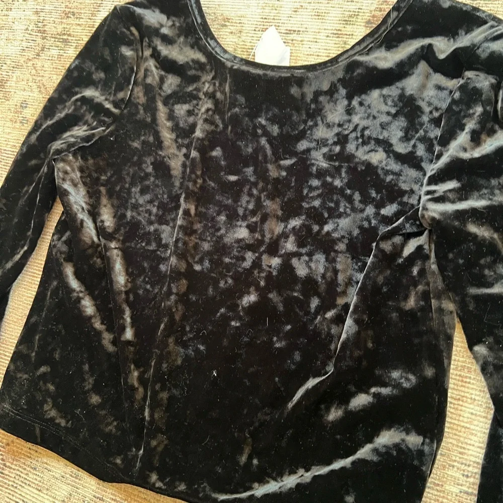 GAP Black Velvet Long Sleeve Tee